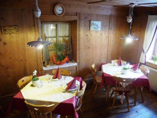Berggasthaus Agritur Moserhof Braies  Exterior foto