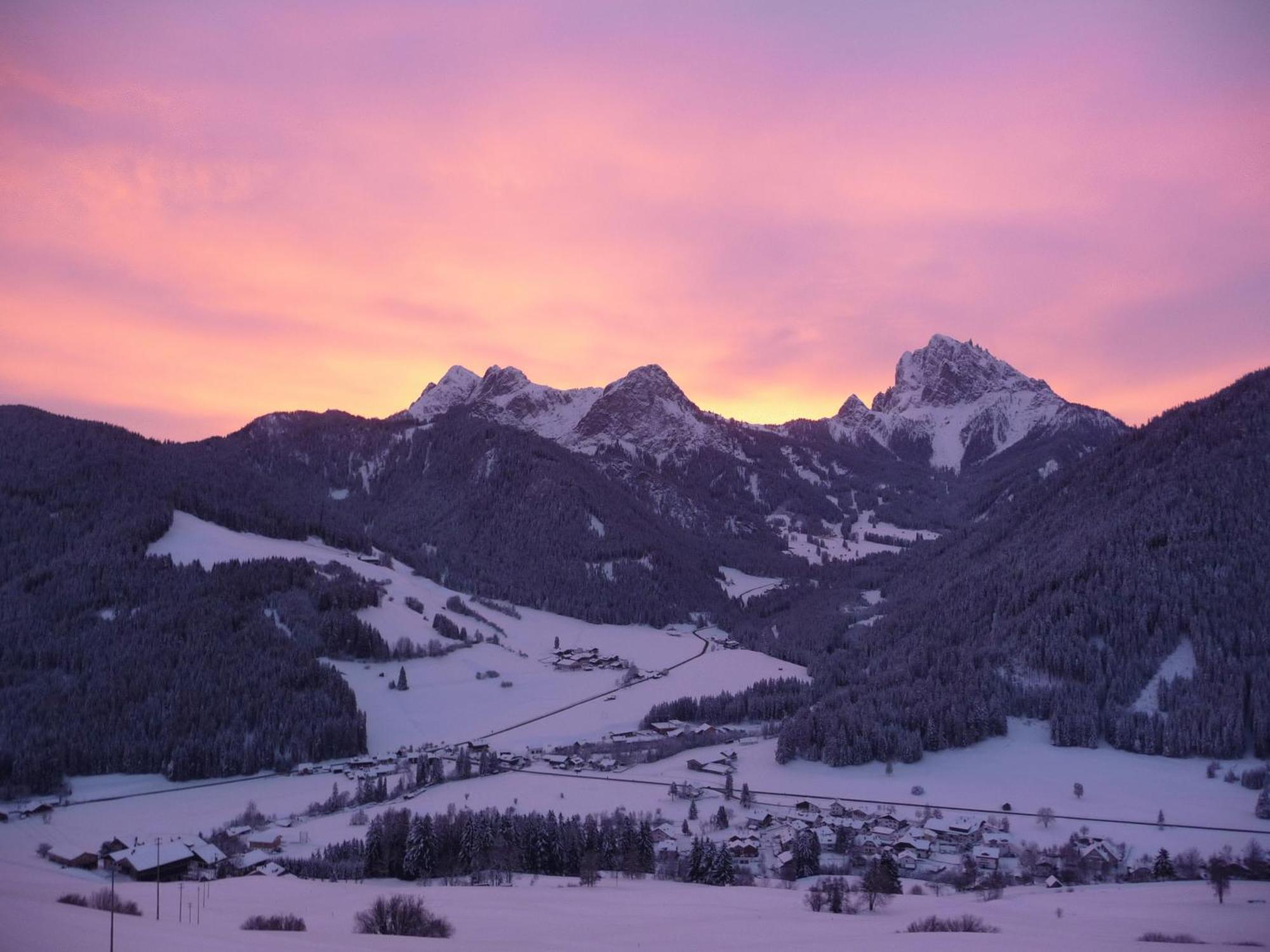 Berggasthaus Agritur Moserhof Braies  Exterior foto